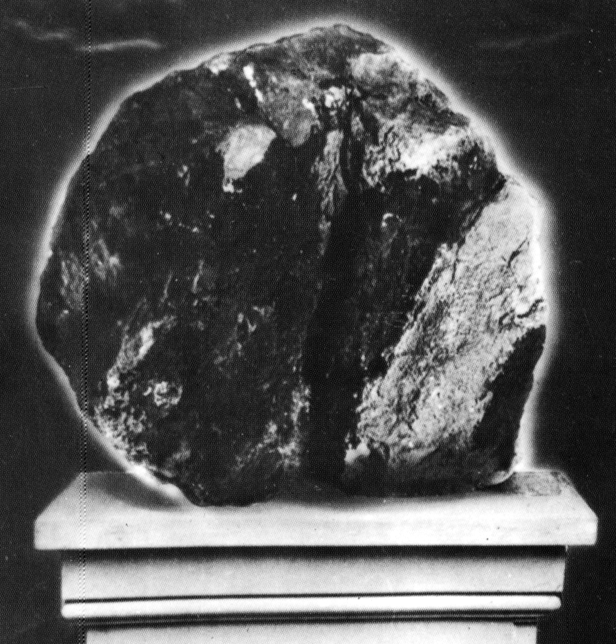 Fotografia Kirlian de uma pedra, revelando o halo luminoso de sua aura etérica.